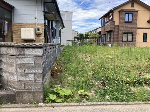 秋田市保戸野千代田町、土地の画像です