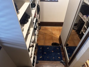 由利本荘市中梵天、中古一戸建ての玄関画像です