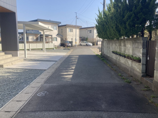 秋田市泉釜ノ町、土地の画像です