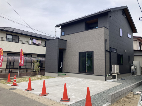 秋田市外旭川、新築一戸建ての外観画像です