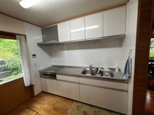 秋田市上新城道川、中古一戸建てのキッチン画像です