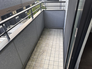 秋田市東通、中古一戸建てのバルコニー画像です