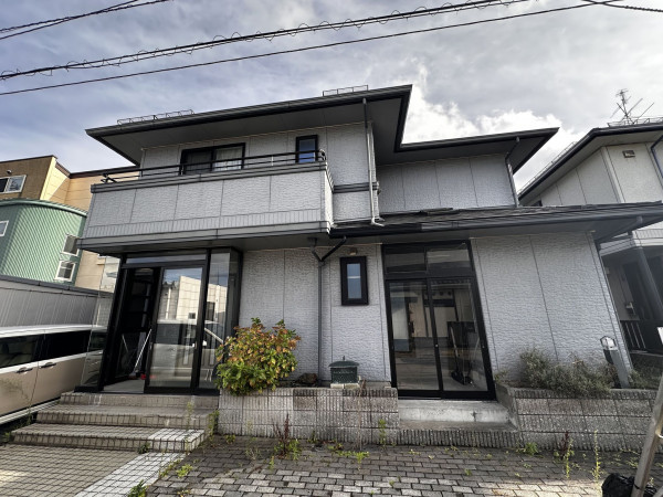 秋田市東通、中古一戸建ての外観画像です