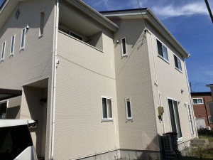 秋田市南ヶ丘、中古一戸建ての外観画像です