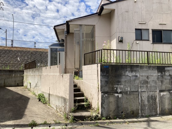 秋田市寺内油田、土地の画像です