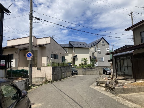 秋田市寺内油田、土地の画像です