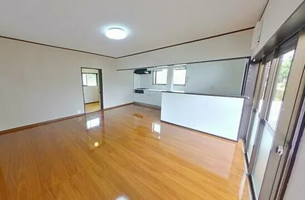 大網白里市南横川、中古一戸建ての居間画像です