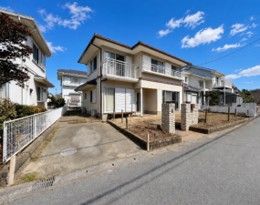茂原市緑ケ丘、中古一戸建ての画像です