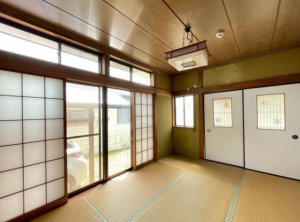大網白里市南今泉、中古一戸建ての居間画像です