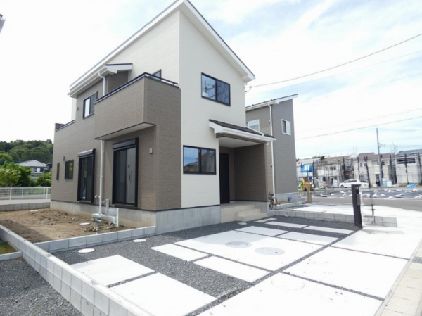 茂原市本納、新築一戸建ての外観画像です
