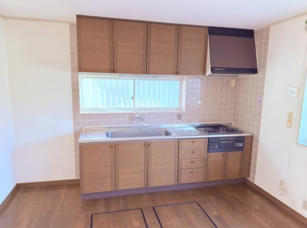茂原市緑ケ丘、中古一戸建てのキッチン画像です