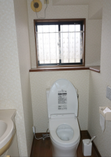 茂原市上林、中古一戸建てのトイレ画像です