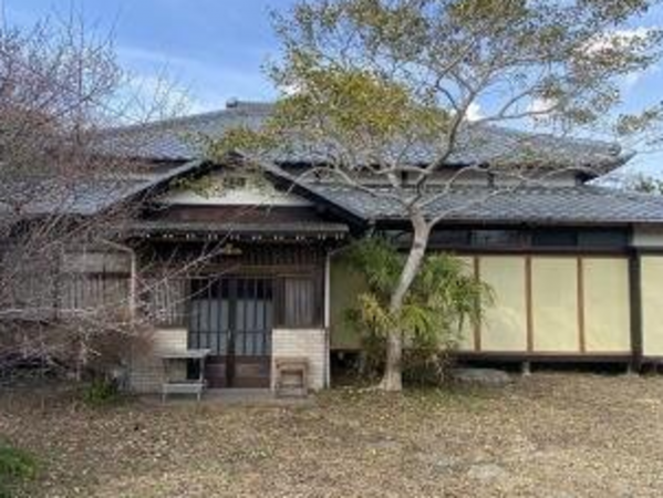 大網白里市大竹、中古一戸建ての画像です