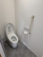 大網白里市みずほ台、新築一戸建てのトイレ画像です