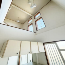 大網白里市柳橋、中古一戸建ての居間画像です
