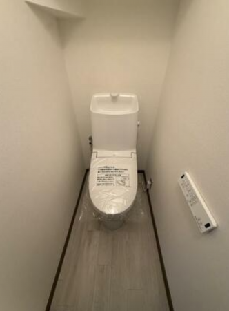 茂原市上林、中古一戸建てのトイレ画像です