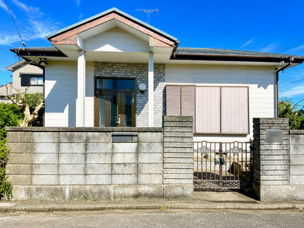 茂原市千町、中古一戸建ての画像です