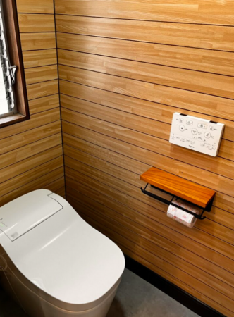 大網白里市柳橋、中古一戸建てのトイレ画像です