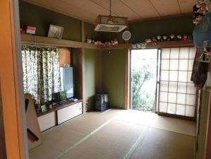 大網白里市柳橋、中古一戸建ての居間画像です