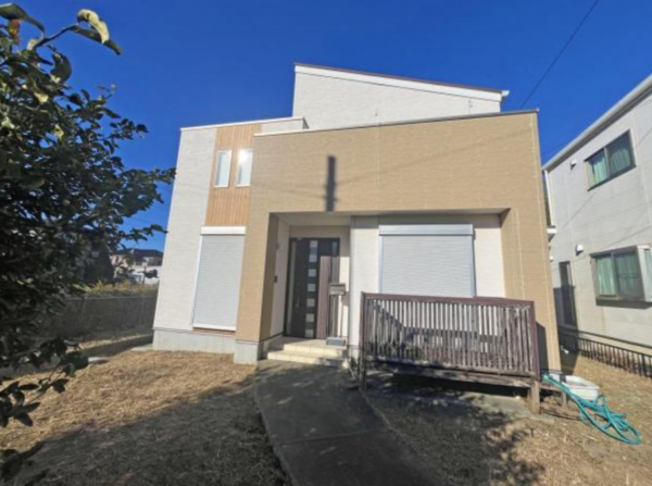 茂原市東郷、中古一戸建ての外観画像です