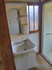 茂原市高師、中古一戸建ての洗面画像です
