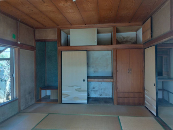 茂原市高師、中古一戸建ての居間画像です