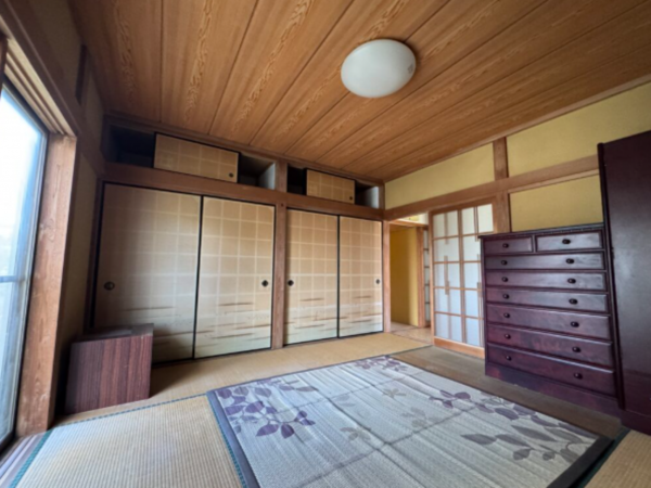 大網白里市四天木、中古一戸建ての画像です