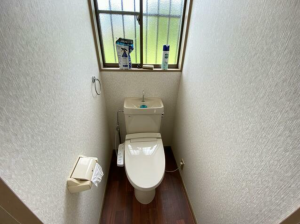 大網白里市南横川、中古一戸建てのトイレ画像です