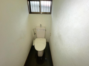 茂原市東郷、中古一戸建てのトイレ画像です