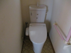 茂原市長尾、中古一戸建てのトイレ画像です
