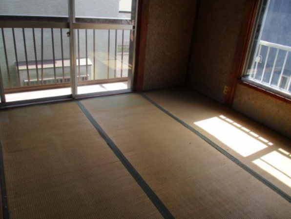 茂原市長尾、中古一戸建ての居間画像です