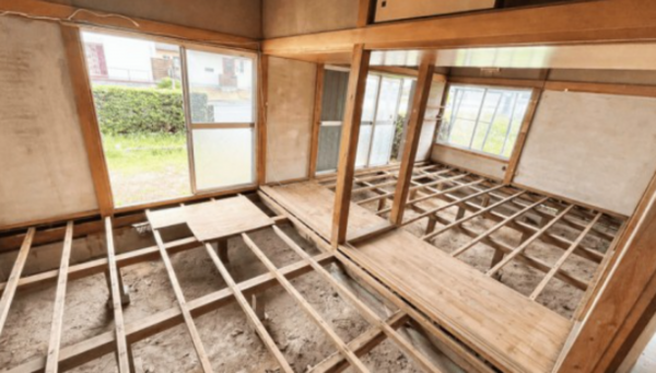 茂原市大芝、中古一戸建ての居間画像です