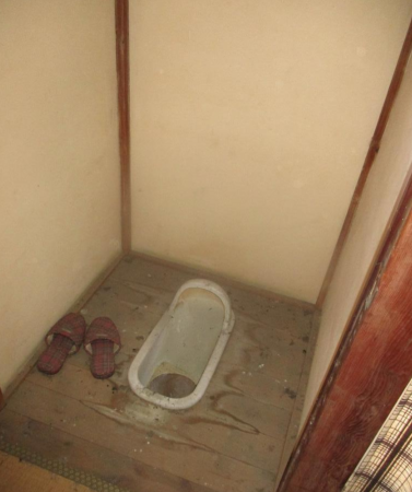 茂原市本納、中古一戸建てのトイレ画像です