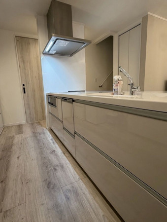 茂原市東郷、中古一戸建てのキッチン画像です