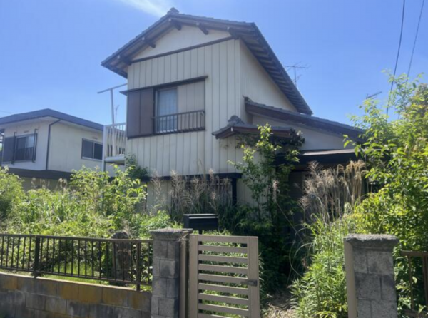 茂原市東郷、中古一戸建ての外観画像です