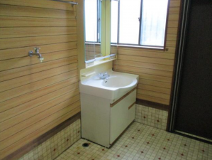 茂原市六ツ野、中古一戸建ての洗面画像です