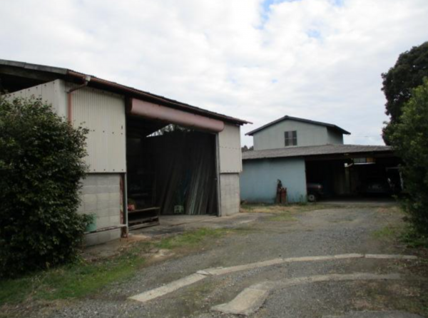 茂原市六ツ野、中古一戸建ての外観画像です