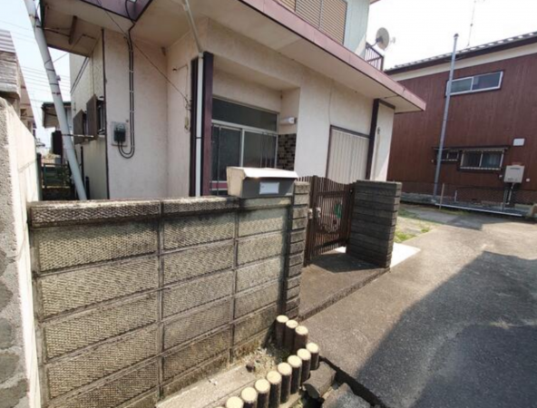 茂原市東郷、中古一戸建ての外観画像です