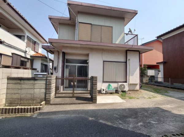 茂原市東郷、中古一戸建ての外観画像です
