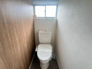 茂原市下永吉、中古一戸建てのトイレ画像です