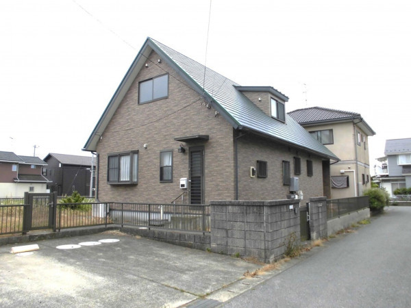 茂原市東郷、中古一戸建ての外観画像です