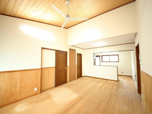 茂原市木崎、中古一戸建ての居間画像です