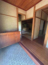 茂原市南吉田、中古一戸建ての玄関画像です