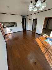茂原市押日、中古一戸建ての居間画像です
