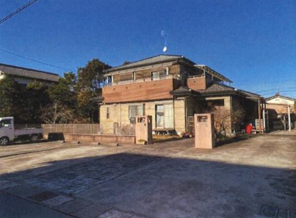 茂原市小林、中古一戸建ての外観画像です