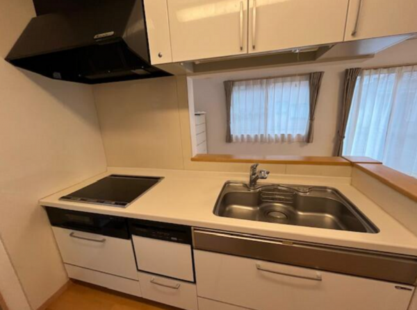 茂原市立木、中古一戸建てのキッチン画像です