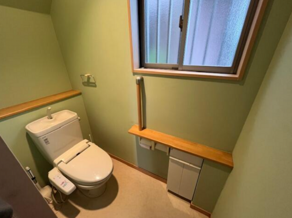 茂原市立木、中古一戸建てのトイレ画像です