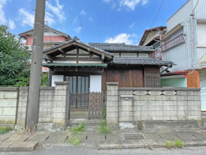 大網白里市大網、中古一戸建ての外観画像です