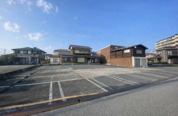 茂原市上林、収益物件/店舗付住宅の外観画像です
