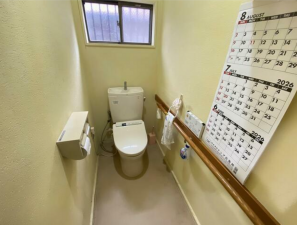 茂原市萩原町、中古一戸建てのトイレ画像です